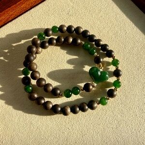 Elegant Green jade and Agarwood Beaded Bracelet